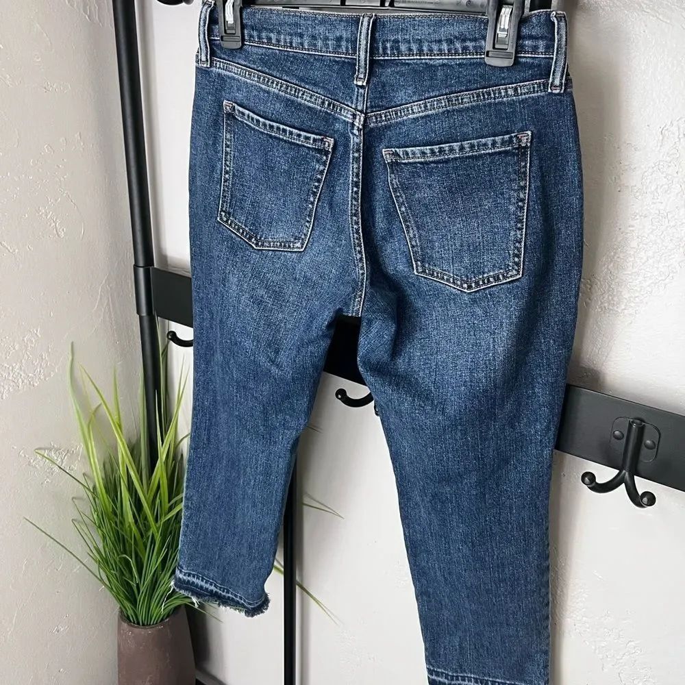 Old Navy Mid-rise boyfriend Capri Denim Jeans Size 0 Petite - Picture 9 of 14